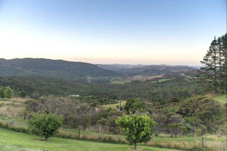 Photo of property in 50b Paul Road, Whenuakite, Whitianga, 3591