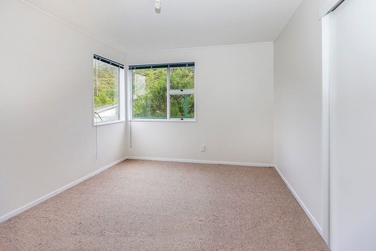 Photo of property in 7a Buxton Avenue, Karori, Wellington, 6012