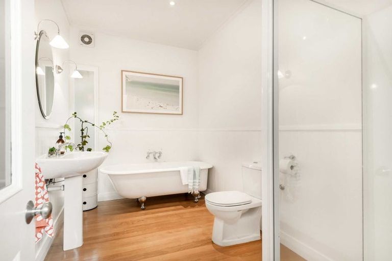 Photo of property in 69 Ngataringa Road, Devonport, Auckland, 0624