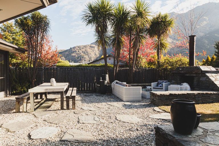 Photo of property in 1a Maple Court, Arthurs Point, Queenstown, 9371
