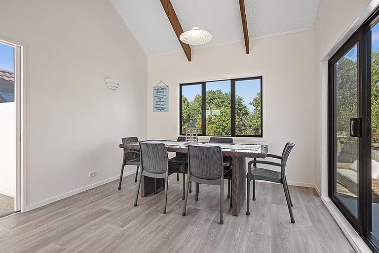 Photo of property in 16 Papaunahi Road, Bowentown, Katikati, 3177