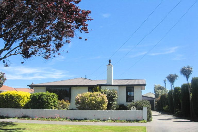 Photo of property in 65 Baynes Street, Burwood, Christchurch, 8083