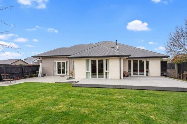 Photo of property in 1 Thomas Lane, Rangiora, 7400