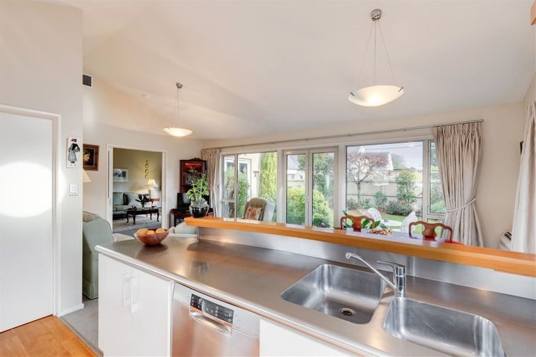 Photo of property in 46 Wai-iti Terrace, Burnside, Christchurch, 8052