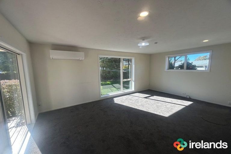 Photo of property in 32 Cowes Street, Avondale, Christchurch, 8061
