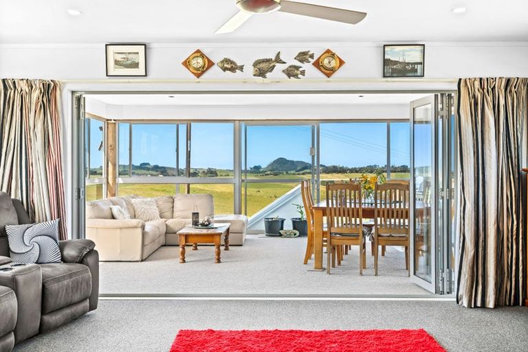 Photo of property in 80 Campbell Road, Parua Bay, Onerahi, 0192
