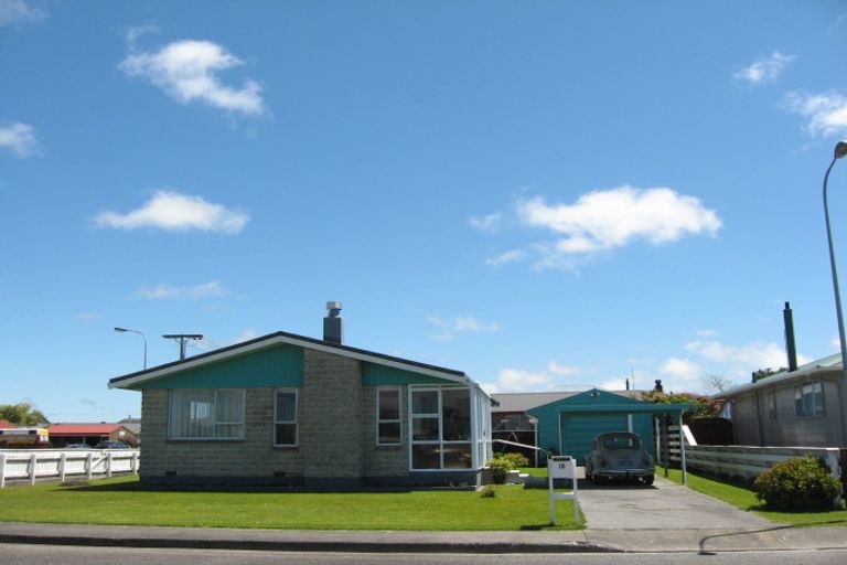 Photo of property in 18 Haselden Street, Westport, 7825