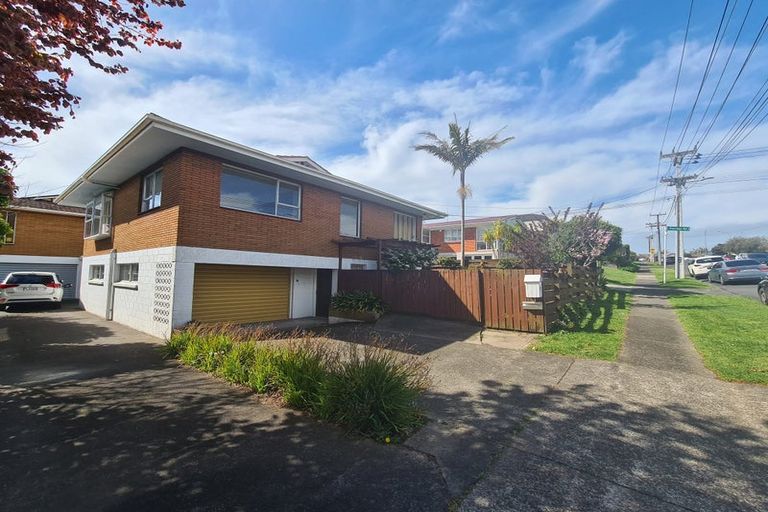 Photo of property in 1/7 Hart Road, Hauraki, Auckland, 0622