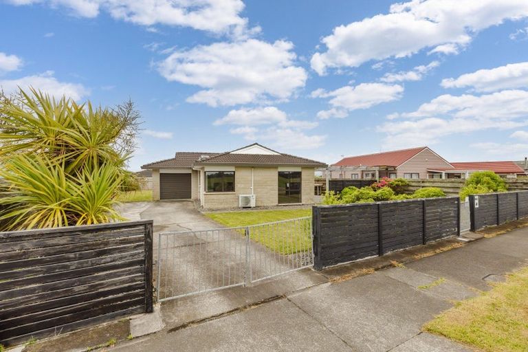 Photo of property in 110 Kelvin Grove Road, Kelvin Grove, Palmerston North, 4414