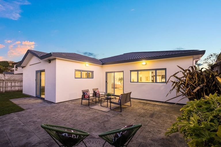 Photo of property in 3 Barque Crescent, Whitby, Porirua, 5024