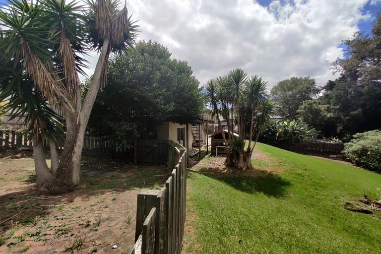 Photo of property in 33 Leaver Place, Weymouth, Auckland, 2103