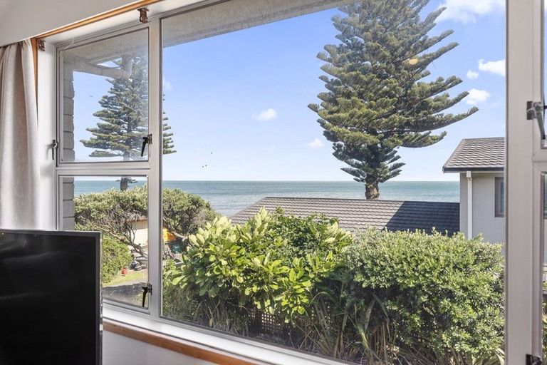Photo of property in 6/29 Beach Road, Paekakariki, 5034