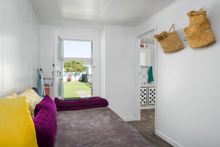 Photo of property in 28 Ormond Road, Whataupoko, Gisborne, 4010