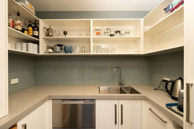 Photo of property in 18 Stableford Drive, Pyes Pa, Tauranga, 3112