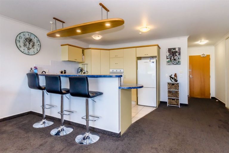 Photo of property in Ocean Apartments, 9/44 Marine Parade, Paraparaumu Beach, Paraparaumu, 5032