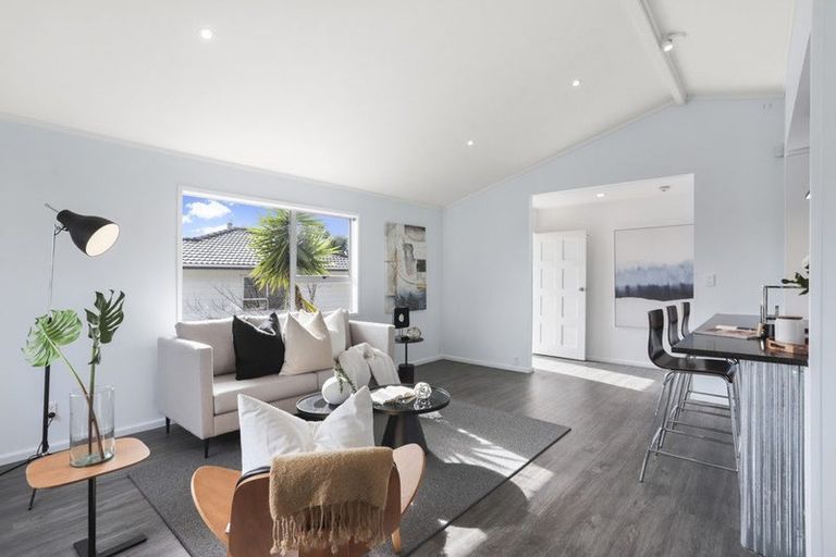 Photo of property in 26 Brunner Road, Glen Eden, Auckland, 0602