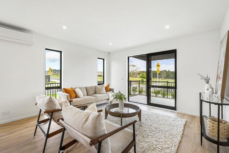 Photo of property in 19 Karamu Street, Flat Bush, 2019
