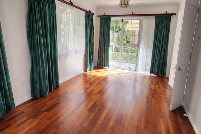 Photo of property in 38 Nui Mana Place, Te Atatu South, Auckland, 0610