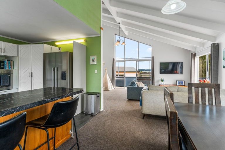 Photo of property in 2 Newberry Place, Richmond Heights, Taupo, 3330