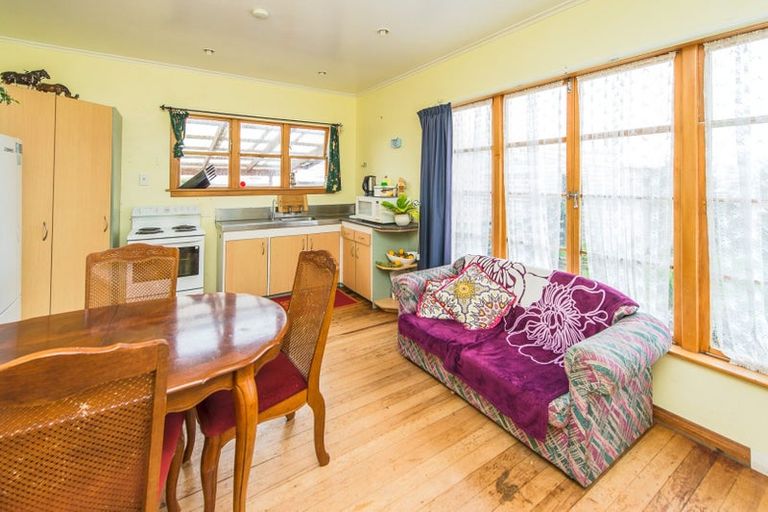 Photo of property in 34 Toi Street, Tawhero, Whanganui, 4501