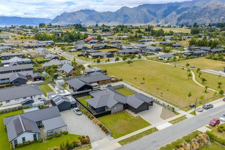 Photo of property in 7 Dingle Street, Lake Hawea, 9382