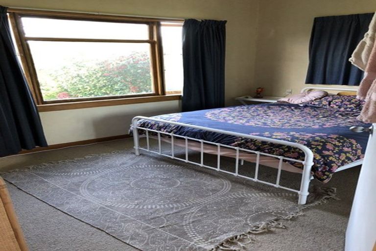 Photo of property in 1414 Woodstock Avenue, Mayfair, Hastings, 4122