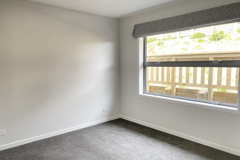 Photo of property in 49 Waitaria Terrace, Aotea, Porirua, 5024
