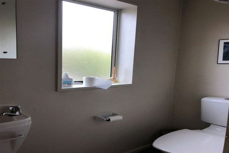 Photo of property in 84 Matipo Street, Riccarton, Christchurch, 8041