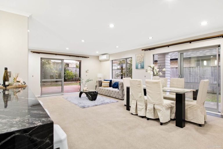 Photo of property in 10 Coolaghy Drive, Flat Bush, Auckland, 2019