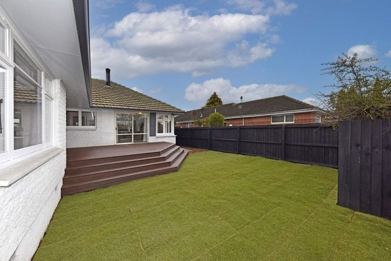 Photo of property in 30 Wayside Avenue, Burnside, Christchurch, 8053