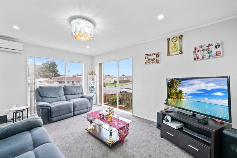 Photo of property in 5/48 Taitimu Drive, Weymouth, Auckland, 2103