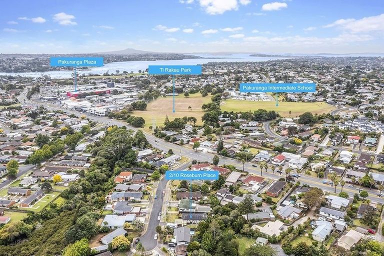 Photo of property in 2/10 Roseburn Place, Pakuranga, Auckland, 2010