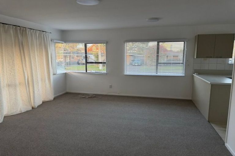 Photo of property in 2a Pine Road, Orewa, 0931