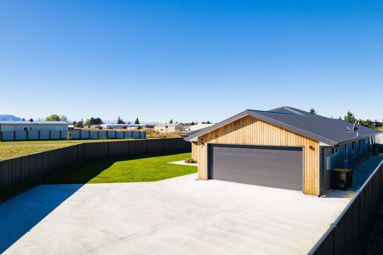 Photo of property in 7 Aoraki Crescent, Twizel, 7901