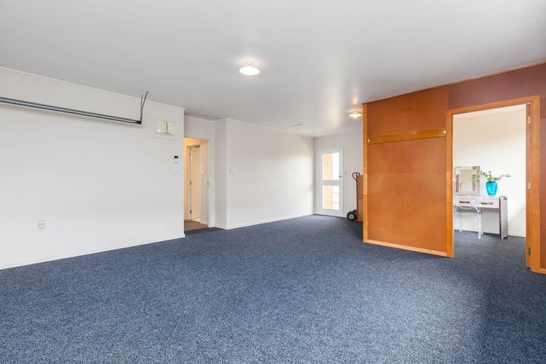 Photo of property in 3 Serrita Avenue, Sunnyhills, Auckland, 2010