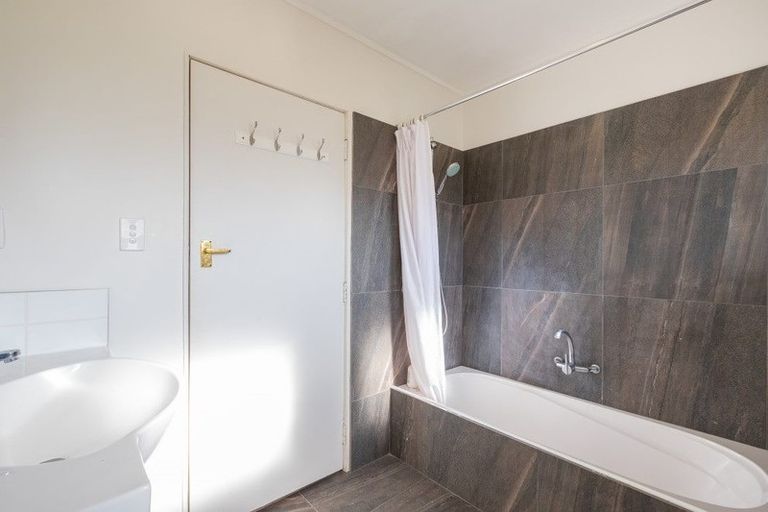 Photo of property in 70 Molesworth Drive, Mangawhai, 0505