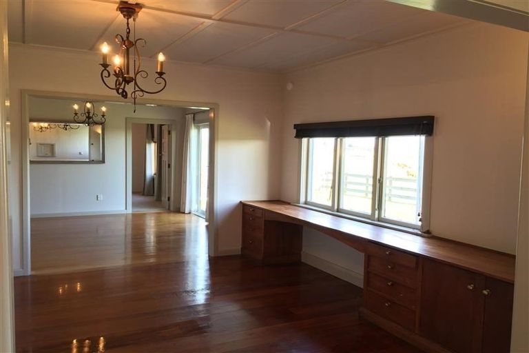 Photo of property in 3 Evenden Road, Tomoana, Hastings, 4120