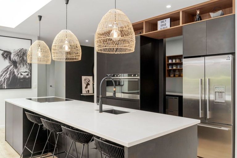 Photo of property in 37 Kohunga Crescent, Bottle Lake, Christchurch, 8083