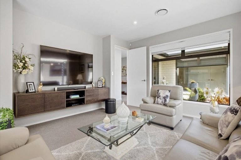 Photo of property in 6 Sarcodia Place, Papamoa Beach, Papamoa, 3118