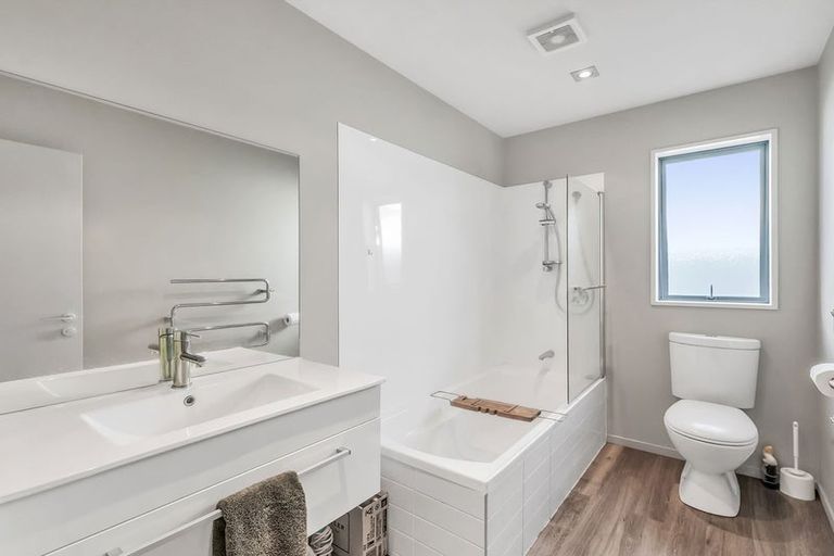 Photo of property in 21 Hamill Road, Halswell, Christchurch, 8025