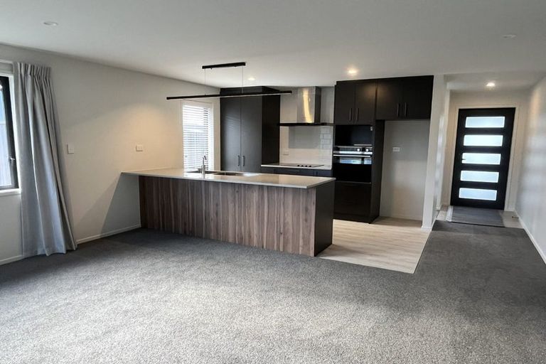 Photo of property in 114 Broadway Parade, Rolleston, 7615