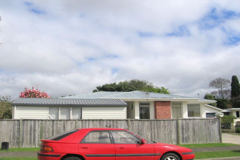 Photo of property in 2b Karaka Road, Otumoetai, Tauranga, 3110