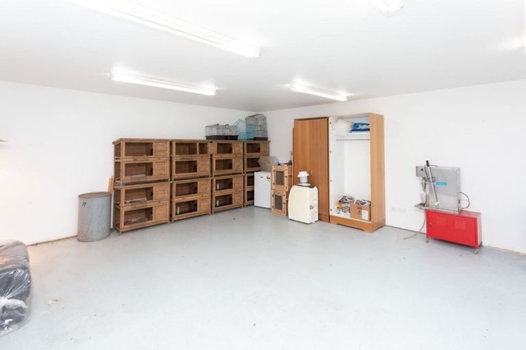 Photo of property in 35 Chinnerys Road, Woodend, 7610