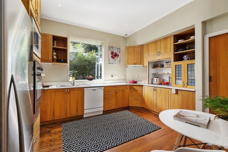 Photo of property in 19 Cavendish Square, Strathmore Park, Wellington, 6022