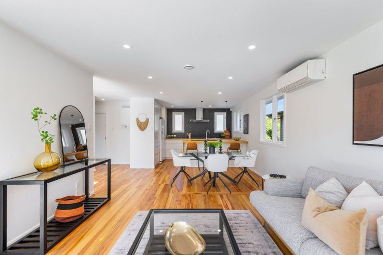 Photo of property in 34c Toru Street, Te Atatu Peninsula, Auckland, 0610