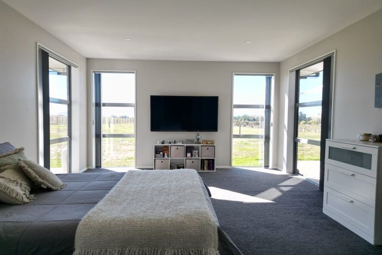 Photo of property in 52 Highlands Drive, Waipawa, 4210