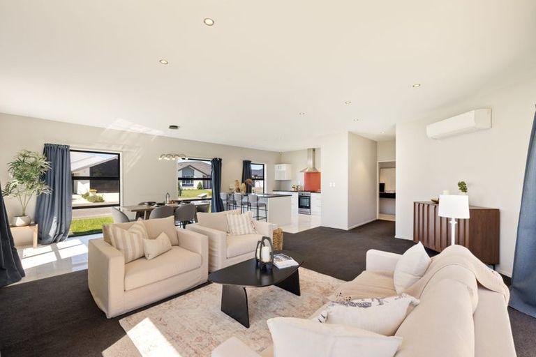 Photo of property in 8 Marble Court, Northwood, Christchurch, 8051