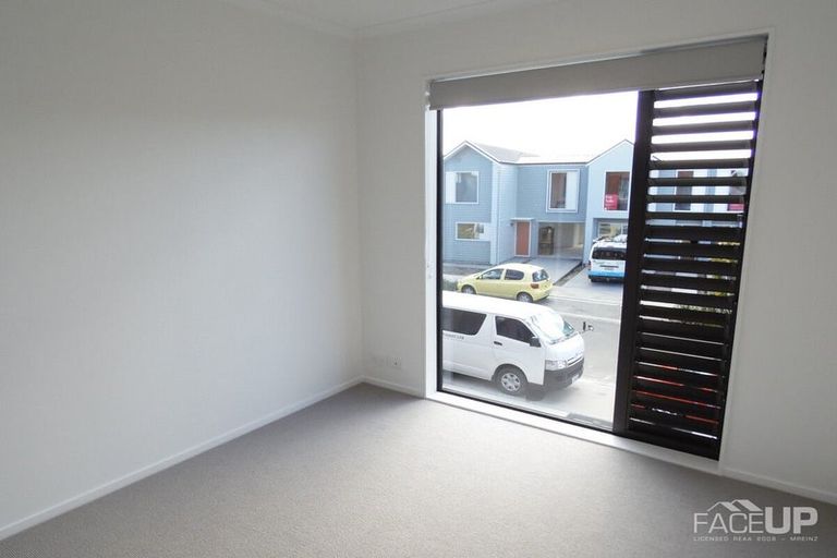 Photo of property in 15 Plover Road, Hobsonville, Auckland, 0616