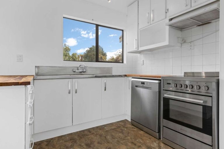 Photo of property in 10 Camellia Drive, Ngongotaha, Rotorua, 3010