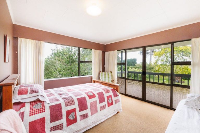 Photo of property in 852 Penny Road, Sanson, Palmerston North, 4479